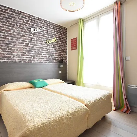 Hotel Amélie 2*